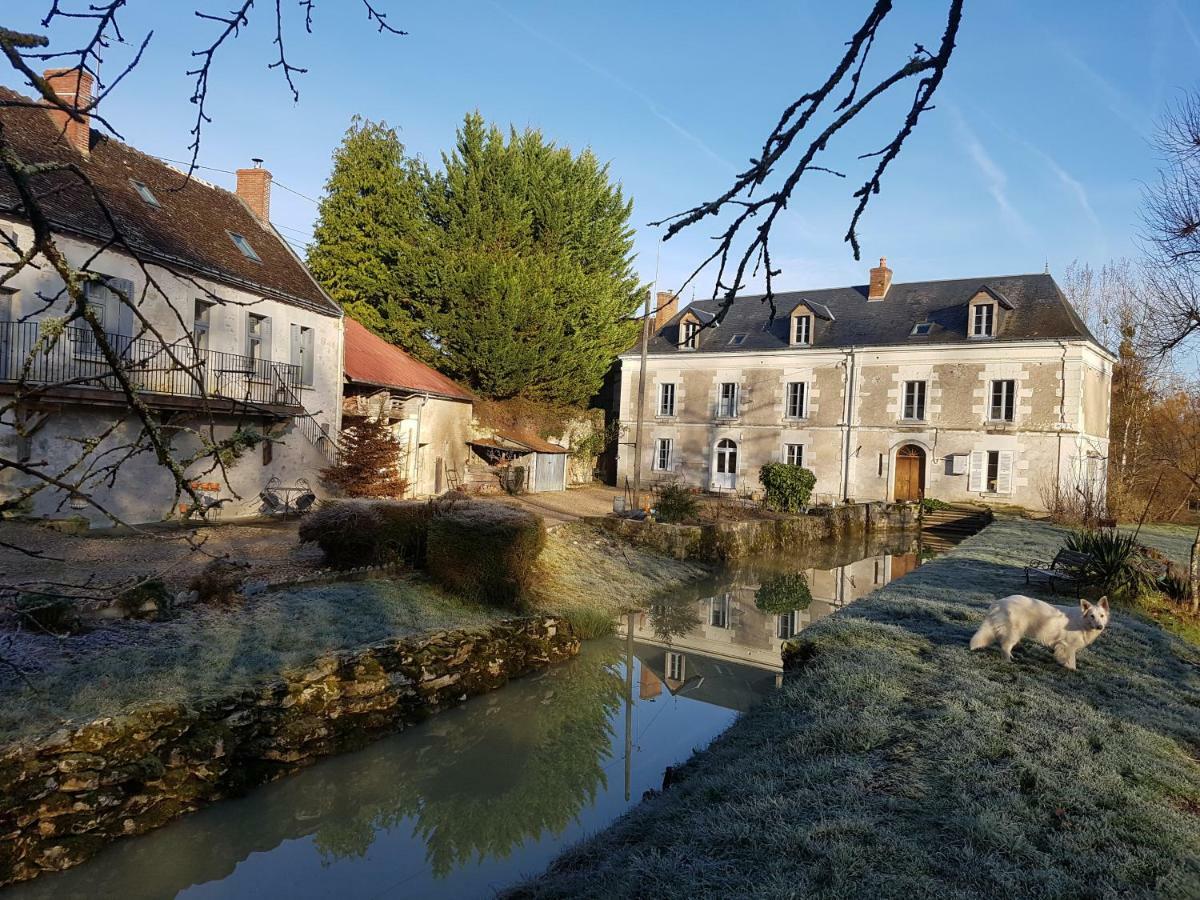 Le Moulin Du Bourg Otel Epeigne-les-Bois Dış mekan fotoğraf